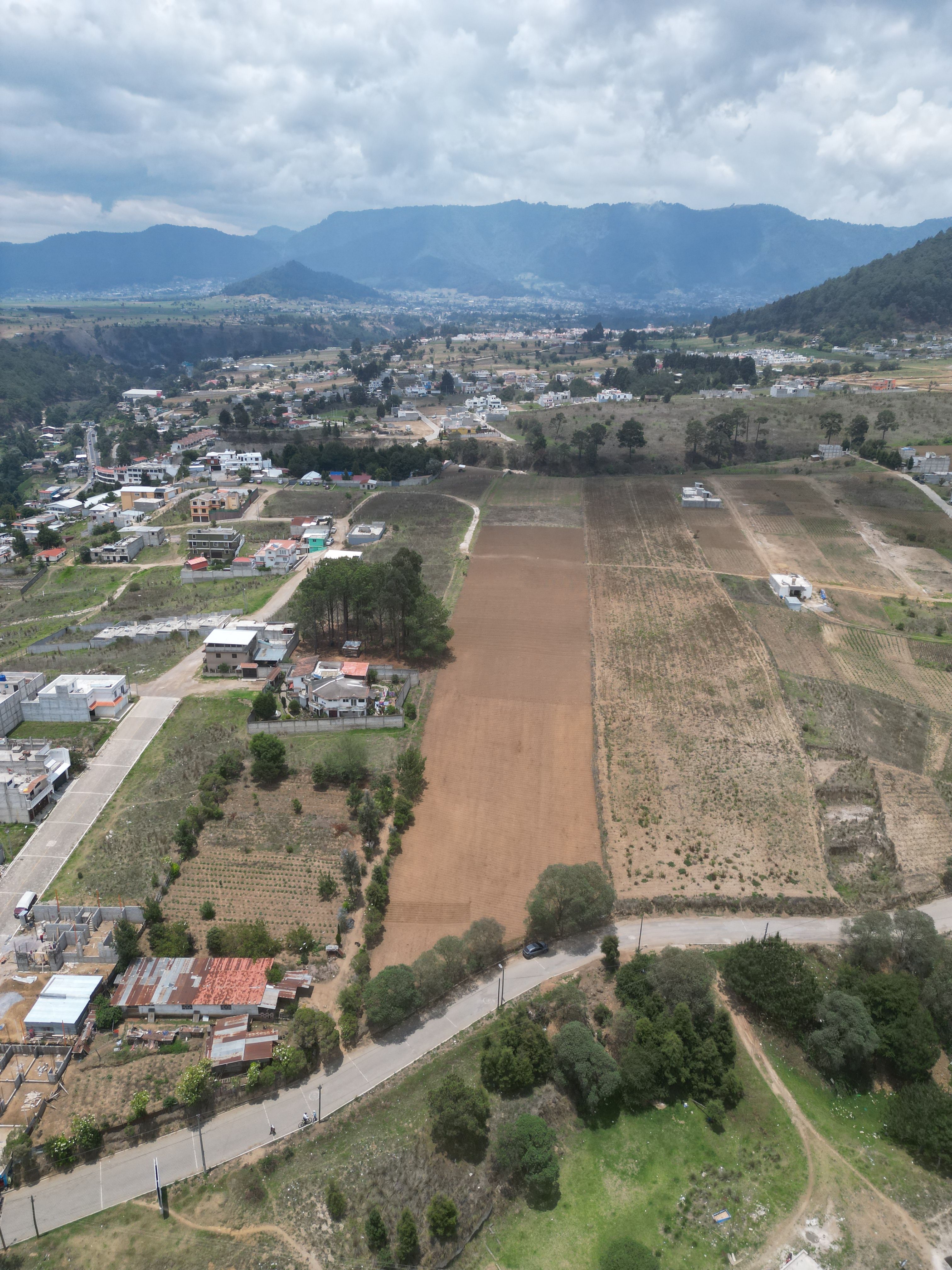 Terreno de 17 cuerdas en zona 5